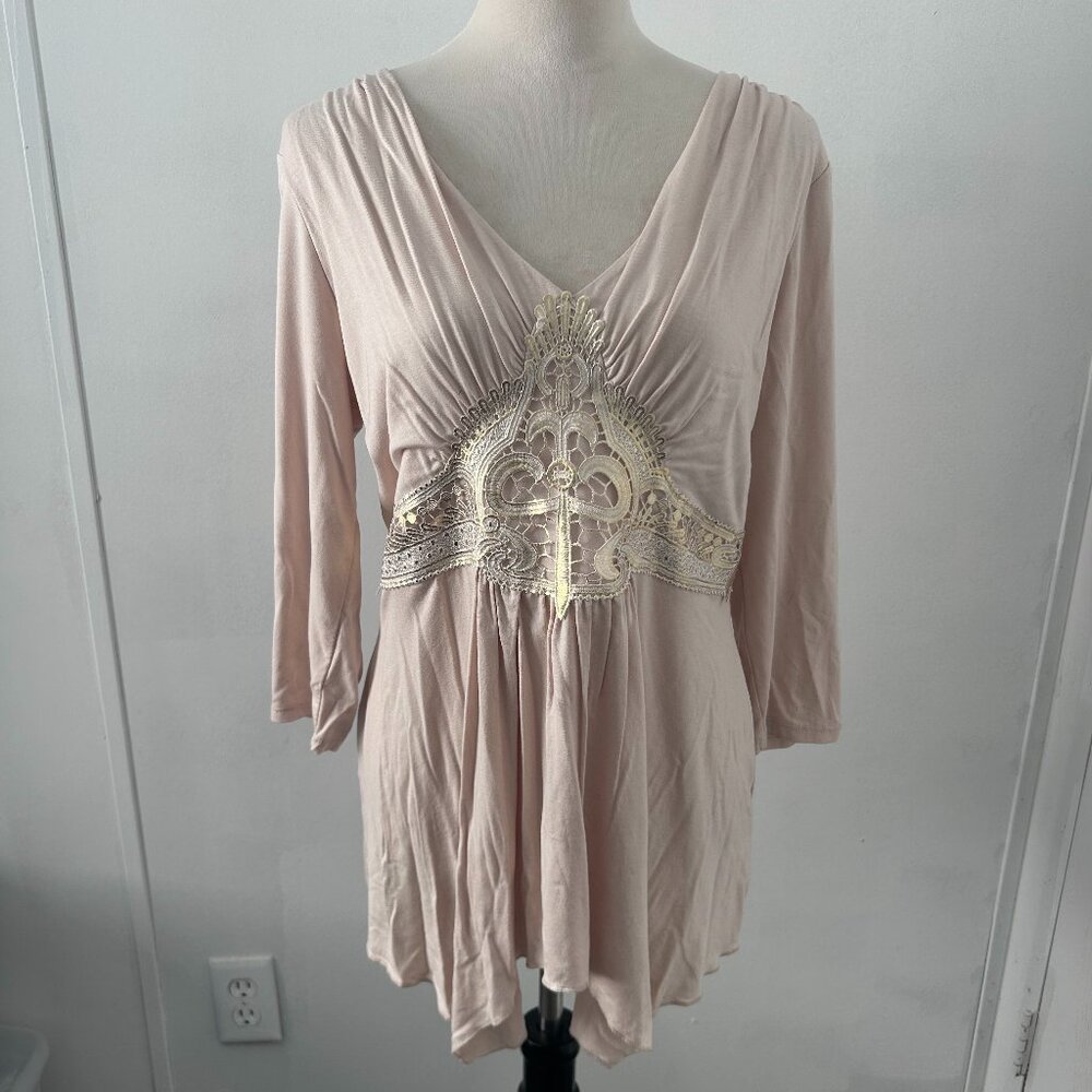 Venus Cream Top